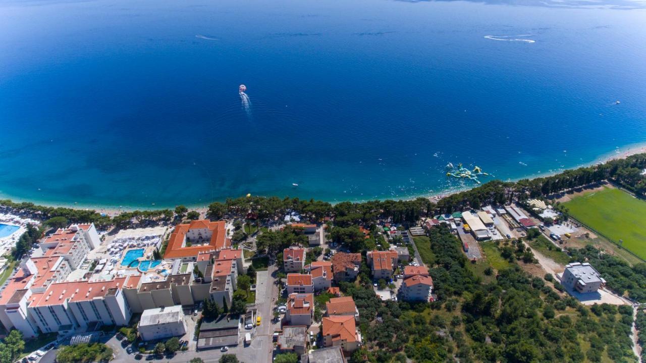 Villa Milenka - Apartmani Gorana Tučepi Extérieur photo